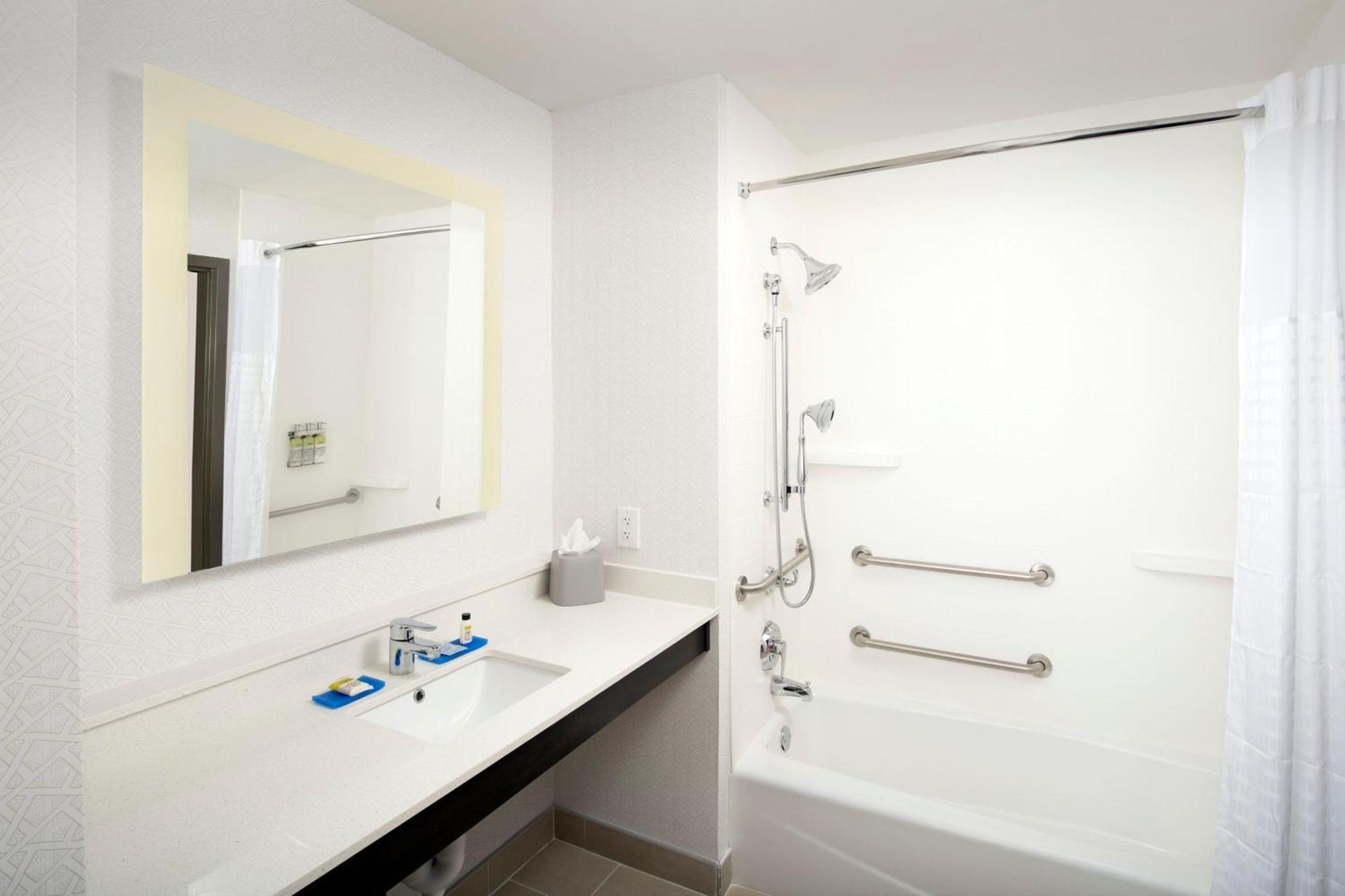 Holiday Inn Express & Suites Kingsland I-95-Naval Base Area By Ihg Dış mekan fotoğraf